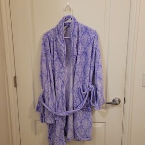 Women's Lavender Plush Robe - Soft Spa Bathrobe